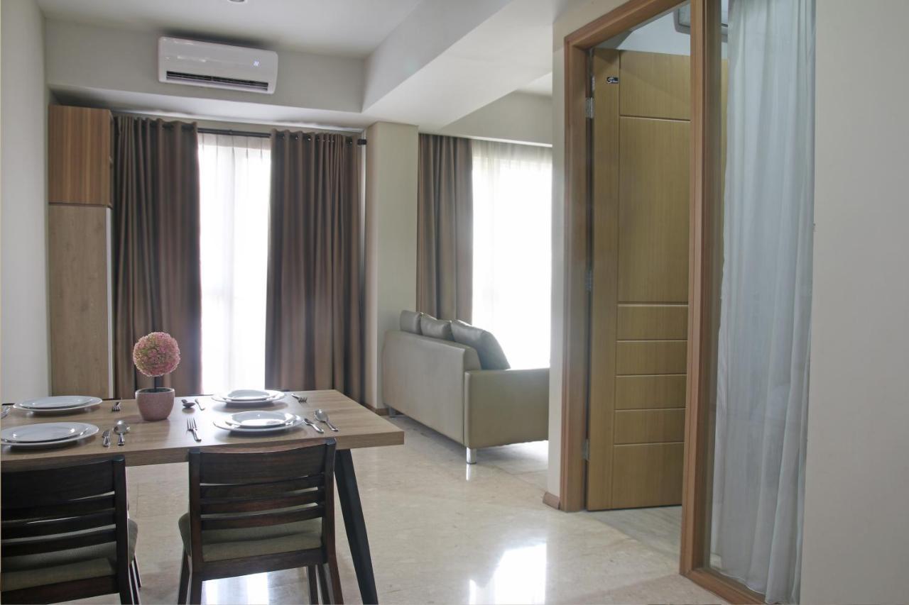Graha Makara Suite Hotel & Residence Чикаранг Екстериор снимка