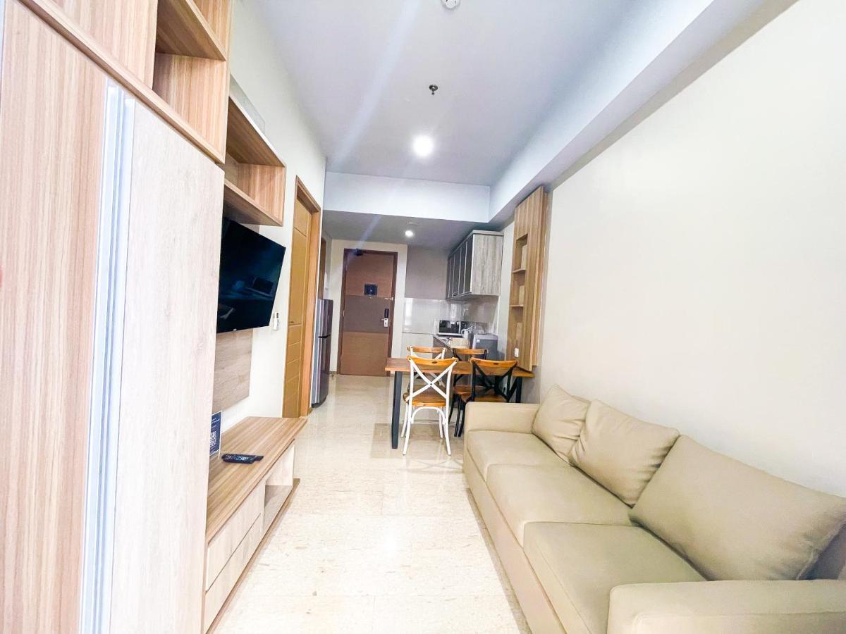 Graha Makara Suite Hotel & Residence Чикаранг Екстериор снимка