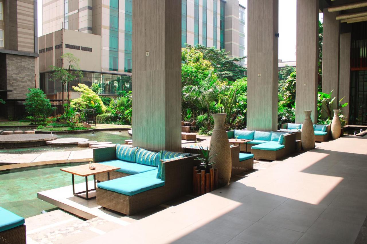 Graha Makara Suite Hotel & Residence Чикаранг Екстериор снимка